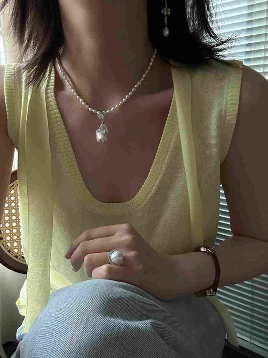 Elegant Pearl Drop Necklace