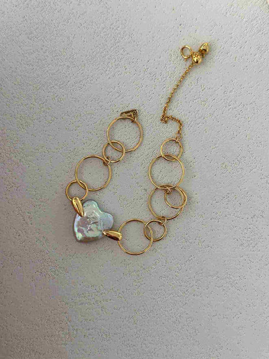 Geometric Heart Baroque Pearl Bracelet