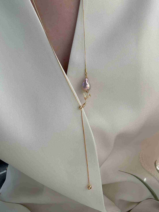 Gold Rose Baroque Pearl Necklace | 18K Gold Plated Silver