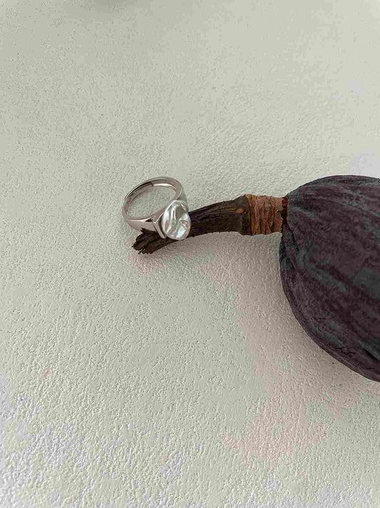 Raw Glow Keshi Pearl Ring