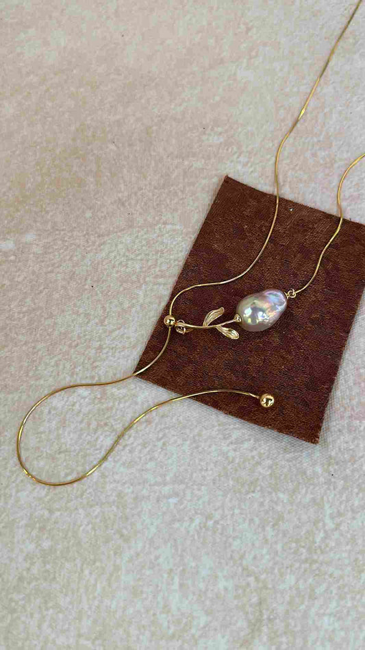 Gold Rose Baroque Pearl Necklace | 18K Gold Plated Silver