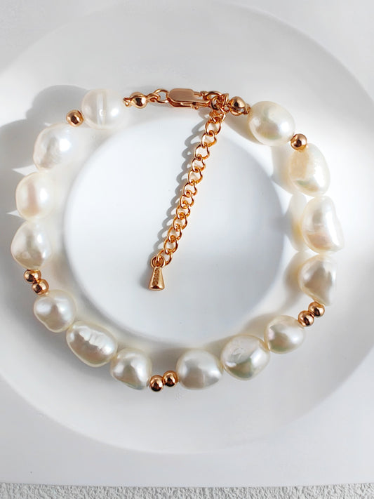 Baroque Pearl Bracelet