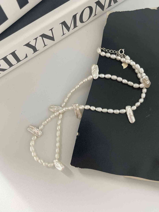 Lace Baroque Pearl Necklace